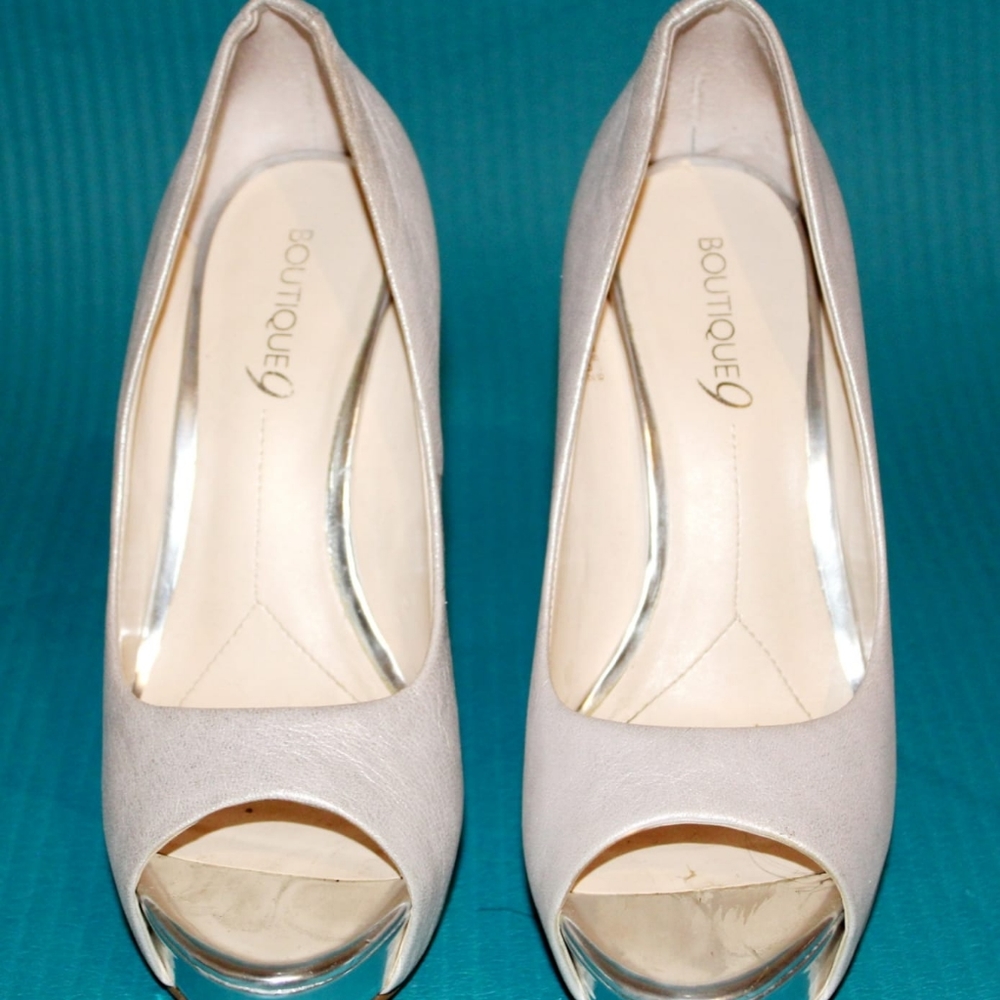 Pre loved heels silver